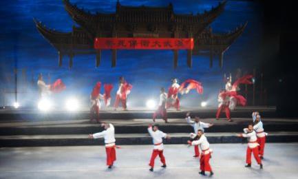 大型原创少儿现代京剧《童声》看哭了观众