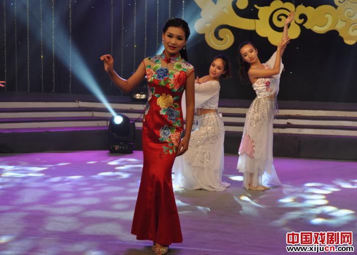 茅派作品《敦煌女儿-守望理想》又开新花