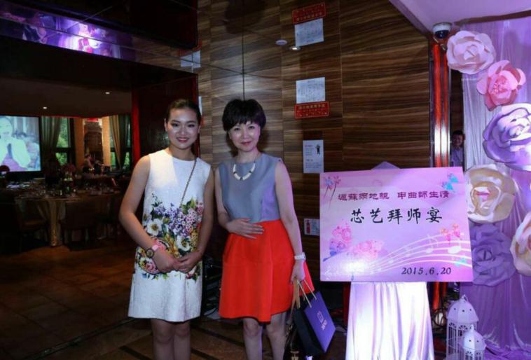 沪剧名家茅善玉喜收学生苏州小芯艺为徒