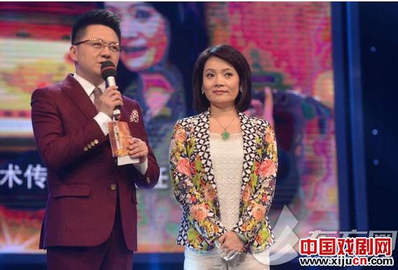 华雯入选第四届感动上海年度十大人物之一