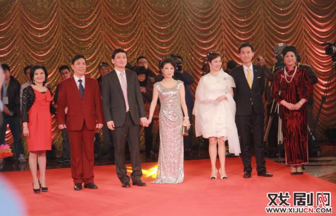 首届上海奉贤沪剧节圆满结束