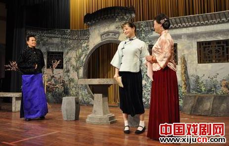 上海应该为沪剧提供更大的空间