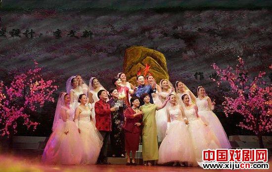 原创沪剧《梦中家园》首演 &ldquo;柏阿姨&rdquo;友情客串献艺