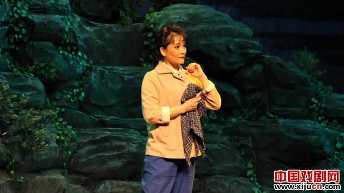 如山的&ldquo;挑山女人&rdquo;