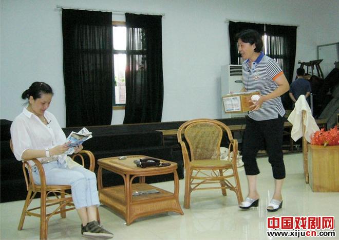 宝山沪剧团《红叶魂》