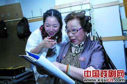 上海沪剧院青年团成立三周年系列演出开幕