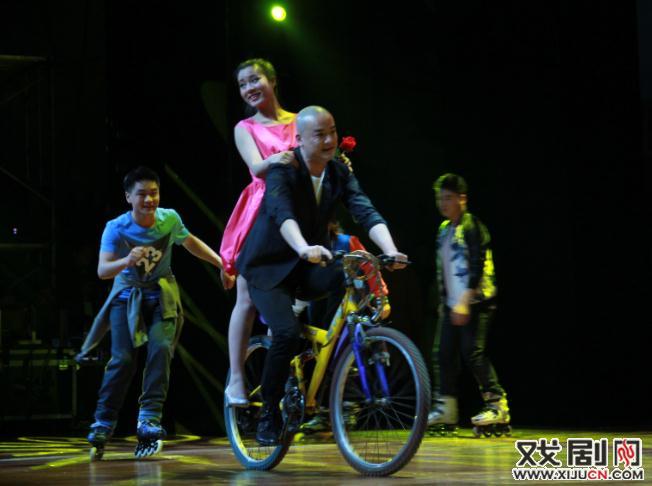 首届上海奉贤沪剧节圆满结束