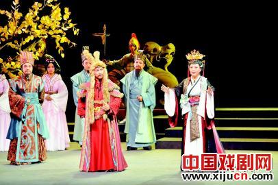 山东梆子大型新编历史剧《大汉英后》精彩亮相