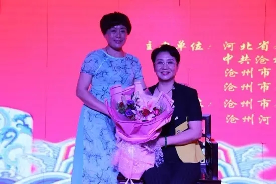 河北梆子名家张秋玲收徒仪式在沧州举行