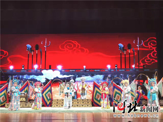 新编河北梆子传统戏《杨门女将》在河北会堂进行免费惠民演出