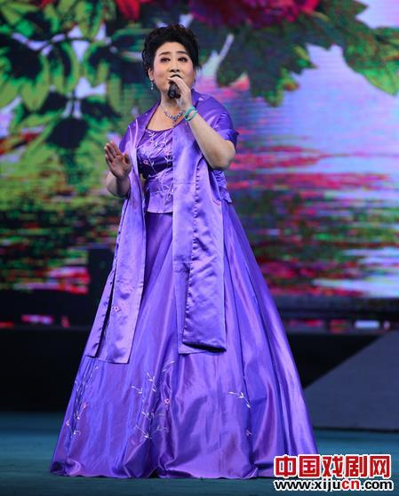 梅花奖获得者彭艳琴演唱