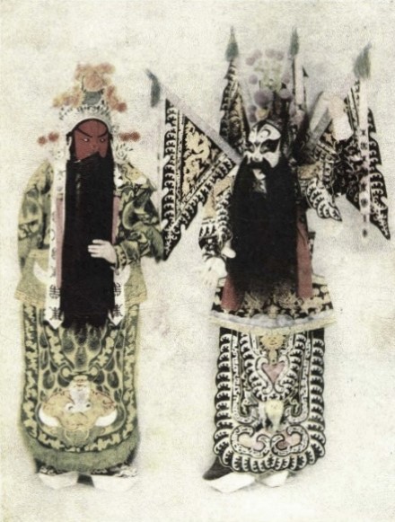 《古城会》李洪春饰关羽、刘砚亭饰张飞