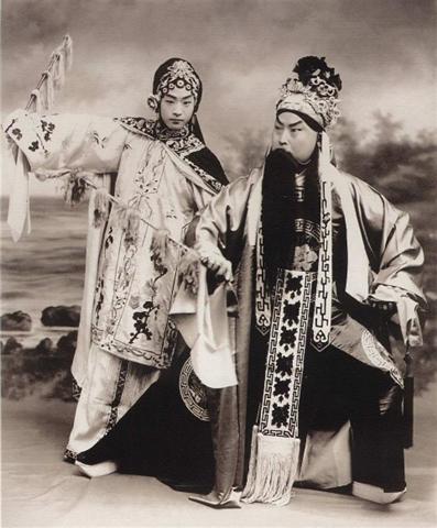 《红拂传》程砚秋饰红拂、郭仲衡饰李靖