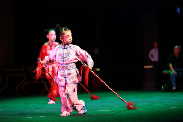 四川省京剧协会举办“少儿戏曲汇演”