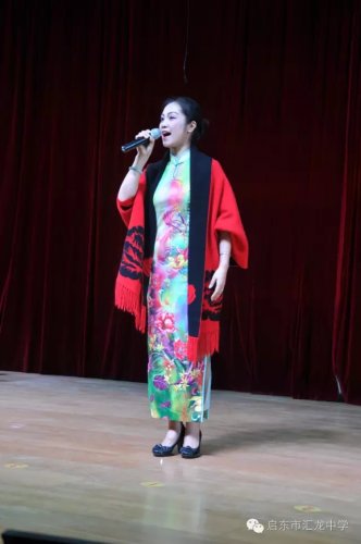 让戏曲走进校园 让学生走近戏曲