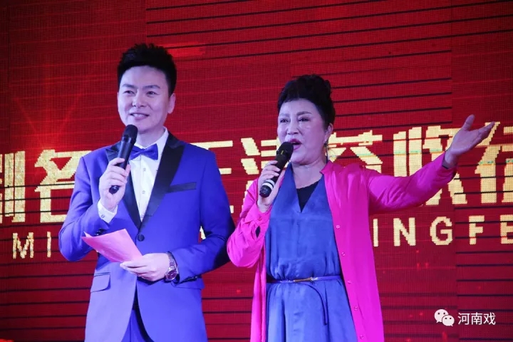 著名豫剧表演艺术家、中国戏剧梅花奖获得者王清芬喜收五名爱徒