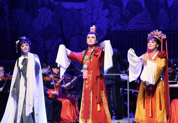 &ldquo;越剧王子&rdquo;赵志刚归来，越剧清唱剧《红楼梦》探索中西合璧