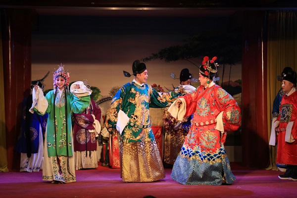 陕西省戏曲研究院秦腔团演出秦腔历史典故戏《大拜寿》