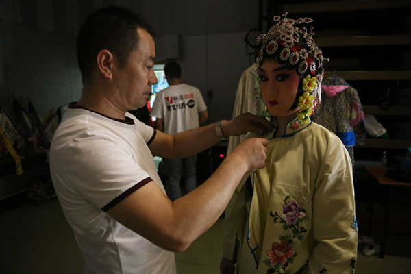 国家艺术基金资助项目&mdash;&mdash;&ldquo;中国戏曲传统化妆、服装技术培训&rdquo;举行结业展示活动