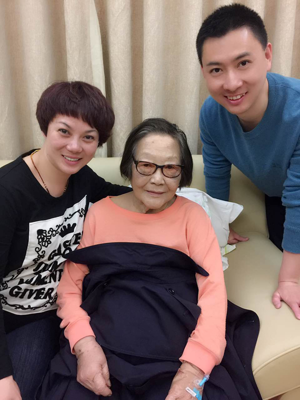 赵燕侠老师病中课徒传艺