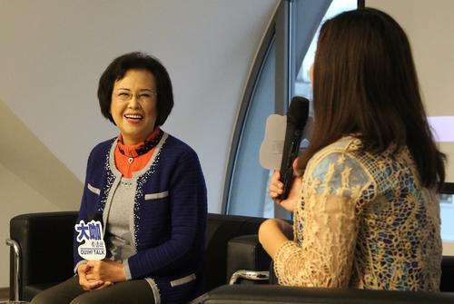 著名老旦表演艺术家赵葆秀法兰克福会票友：执着京剧 永不言弃