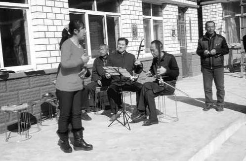 建平县深井镇在金沟村成立农家评剧团