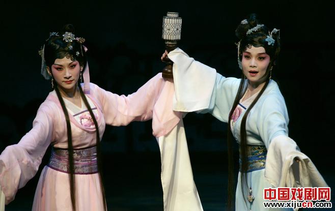 王安祈谈台湾的京剧改革