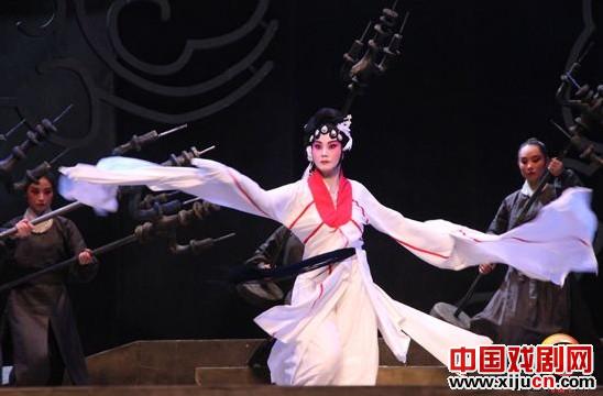 每个人心中的&ldquo;何钱氏&rdquo;