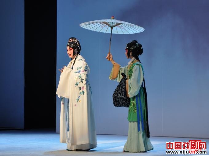 观赏京剧《唐婉》