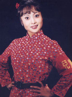 长安大戏院9月9-10日演出豫剧《铡刀下的红梅》