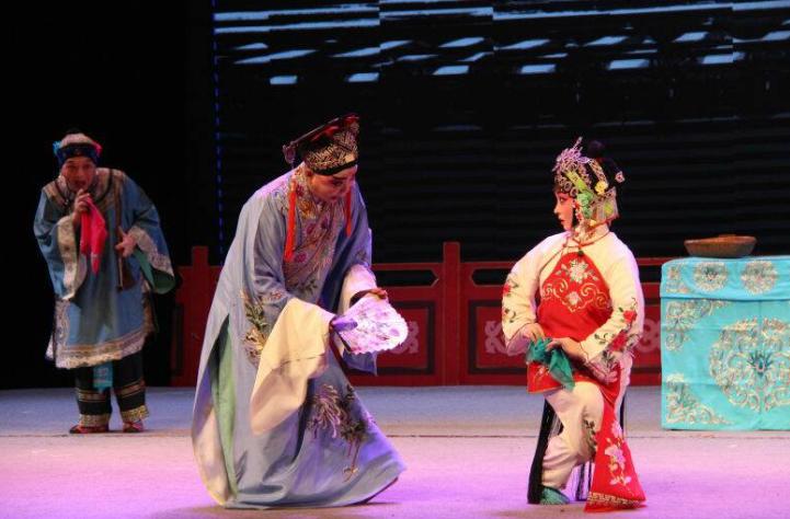 陕西省2015年文化惠民演出京剧专场走进山城汉阴