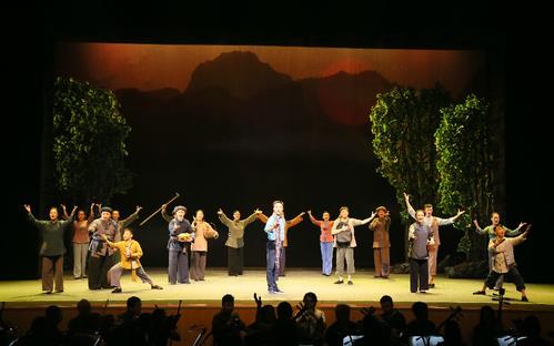 现代京剧《不孤塆》试演