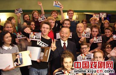 京剧演员收入与演出挂钩 主力演员演配角也须重新学习