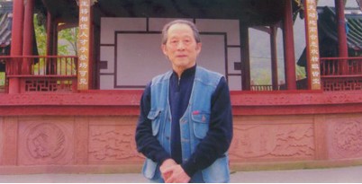 重庆市川剧院二级导演：夏庭光