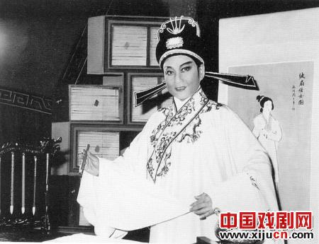 春华秋实皆芳菲