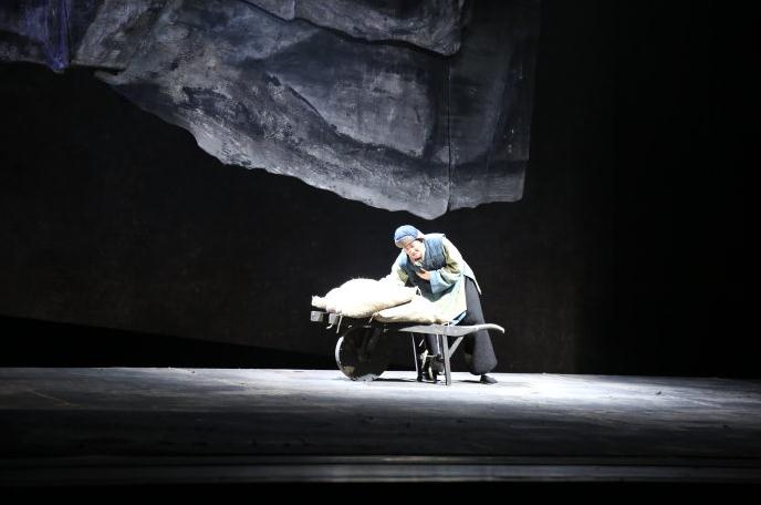 中国评剧院《母亲》