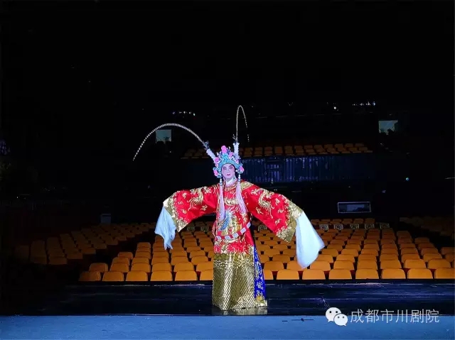 川剧《打红台》