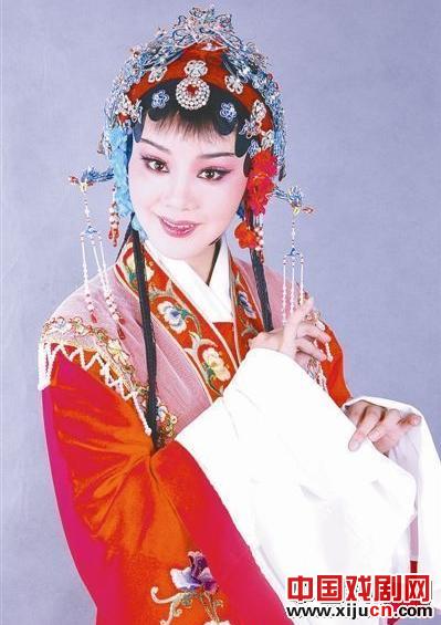 黄美菊