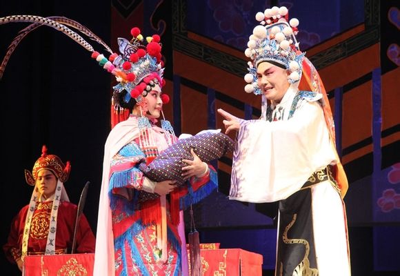 豫剧《风雪寒梅李三娘》