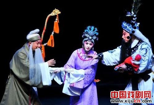 新编京剧《大漠苏武》座无虚席