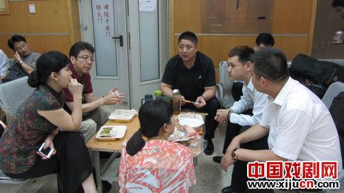 CCTV青京赛：小生&ldquo;群英会&rdquo; 仕鹏露《别窑》