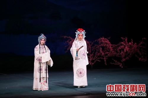 于魁智、杨赤、李胜素、郑岩等在香港领衔演出传统剧目《野猪林》