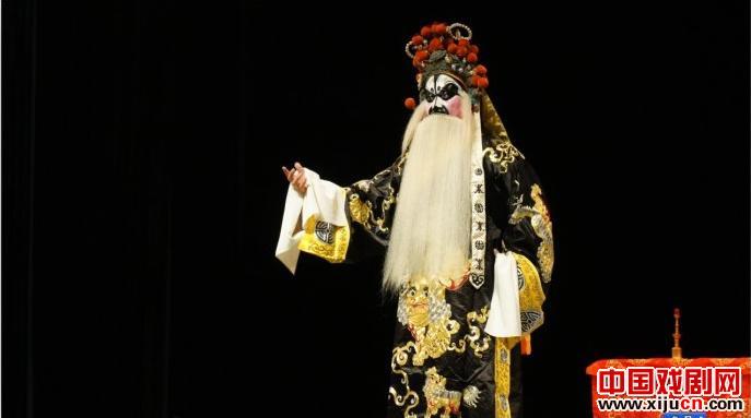 成都国韵青年京剧社成立演出成功落下帷幕