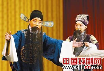 王平与王珮瑜热身