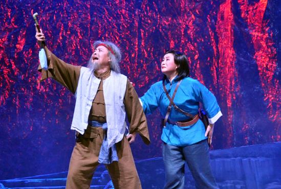 周口市戏剧艺术研究院演出豫剧《山城母亲》