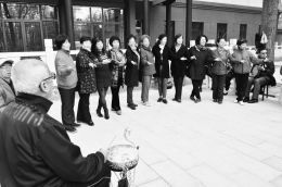 &ldquo;老年乐晋剧艺术团&rdquo;公园里开出的一朵晋剧之花