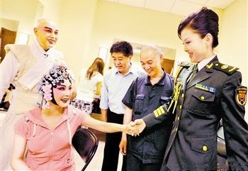 曾昭娟领衔重新编创的《朱痕记》亮相中国人民解放军老干部俱乐部&ldquo;将星闪烁大舞台&rdquo;