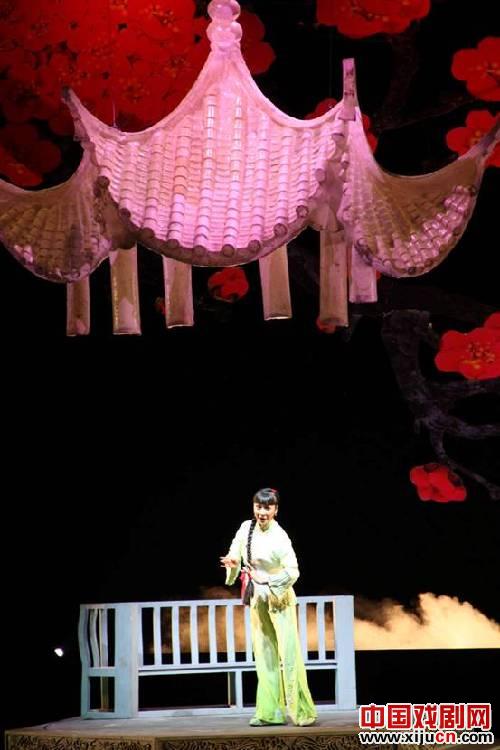 点击图片进入下一页