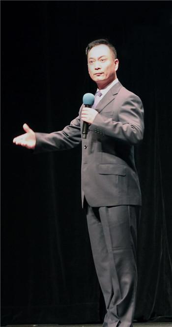 中国国家京剧院《京剧经典名段奥克兰专场演出》拉开帷幕