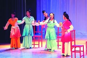 新编曲剧《五女拜寿》首演